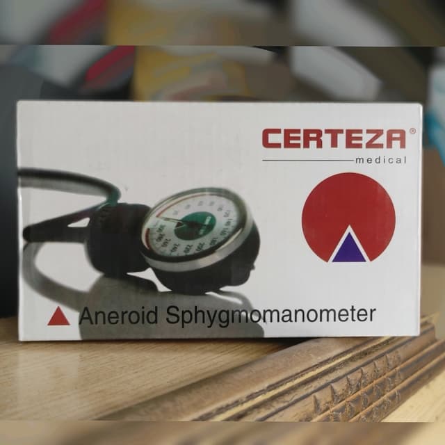 Certeza Aneroid Sphygmomanometer China